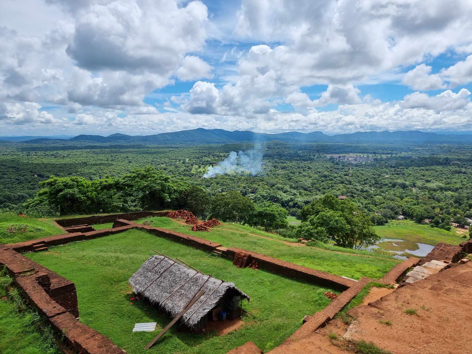 Scenic view of jungle near Sigiriya